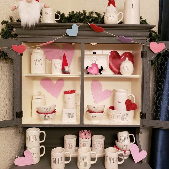 Meet your Posher, Christine - Picture 1 of 1